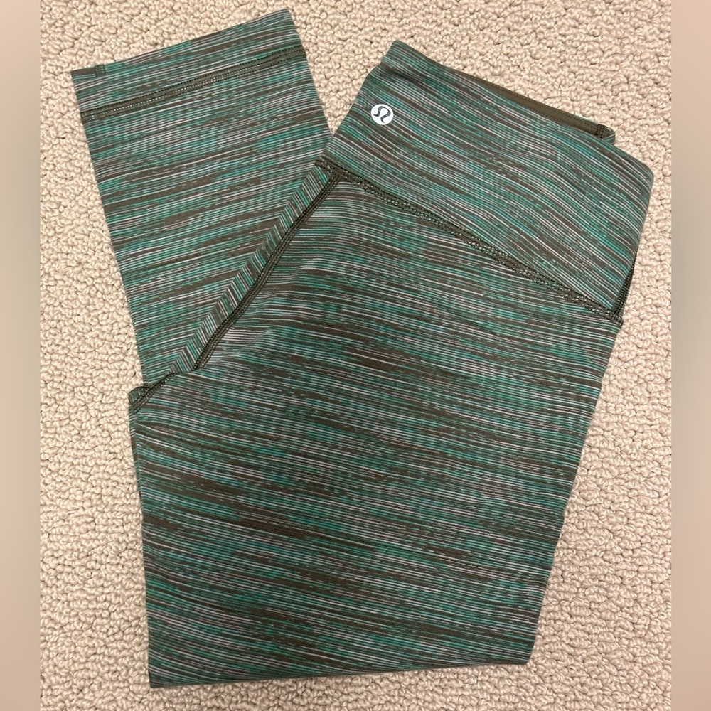 Lululemon Wunder Under Crop